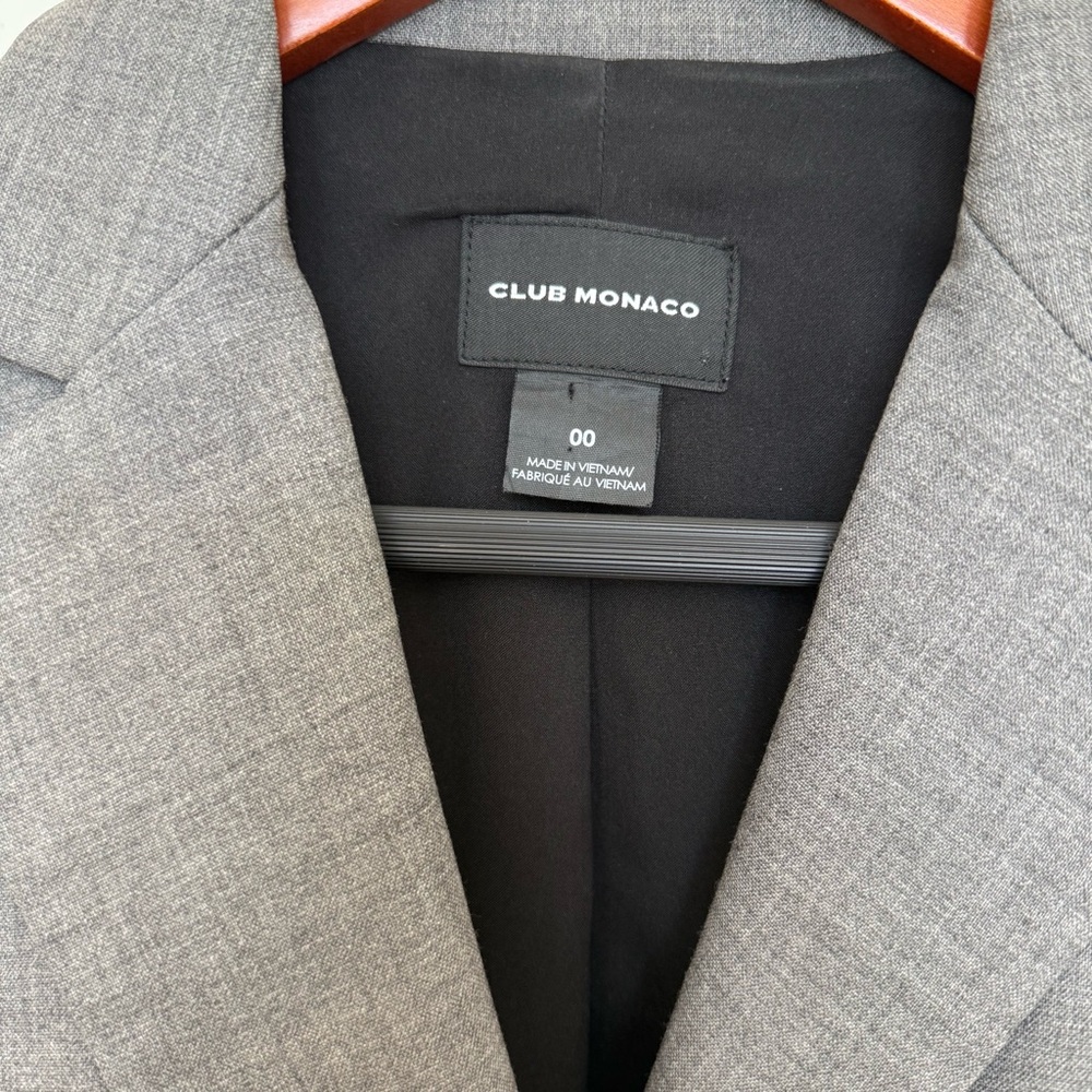 Like New - Club Monaco Gray Wool Blazer - Picture 2 of 6